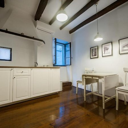 Studio Apartment Casa Di Pietra Rovinj Exterior photo